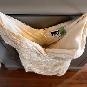 Sparkly gold dress size 6